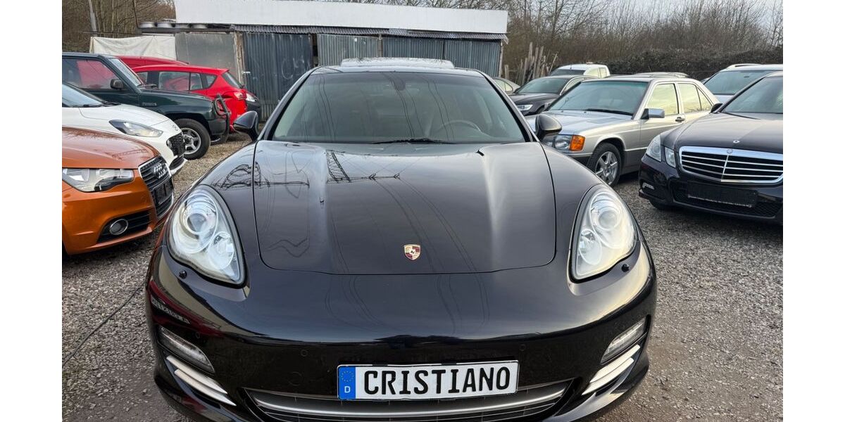 Porsche Panamera 192.000 km 22.999 &euro; Köln 51107