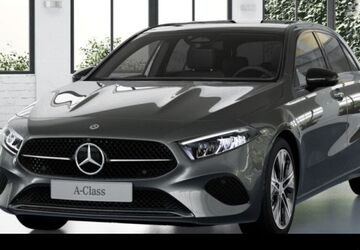 Mercedes-Benz A 180 9.900 km 35.490 &euro; Düsseldorf 40470