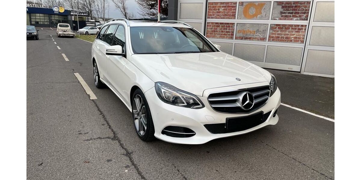 Mercedes-Benz E 300 245.000 km 12.150 &euro; Köln 51103