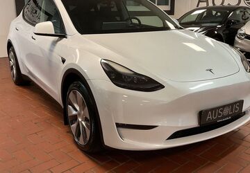 Tesla Model Y 82.000 km 32.990 &euro; Wülfrath 42489