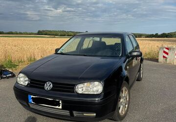 VW Golf 211.174 km 1.600 &euro; Dormagen 41541