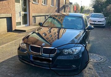 BMW 318 159.000 km 3.500 &euro; Düsseldorf 40589