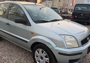 Ford Fusion 178.600 km 2.450 &euro; Leverkusen 51371