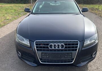 Audi A5 105.000 km 9.900 &euro; Köln/Poll 51105