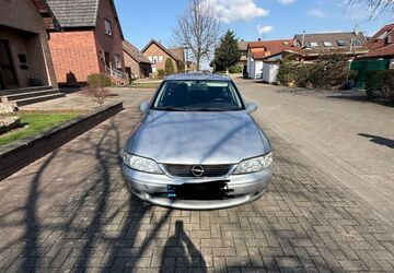 Opel Vectra 97.800 km 2.100 &euro; Elsdorf 50189