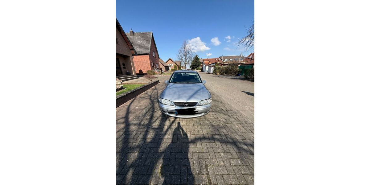 Opel Vectra 97.800 km 2.100 &euro; Elsdorf 50189