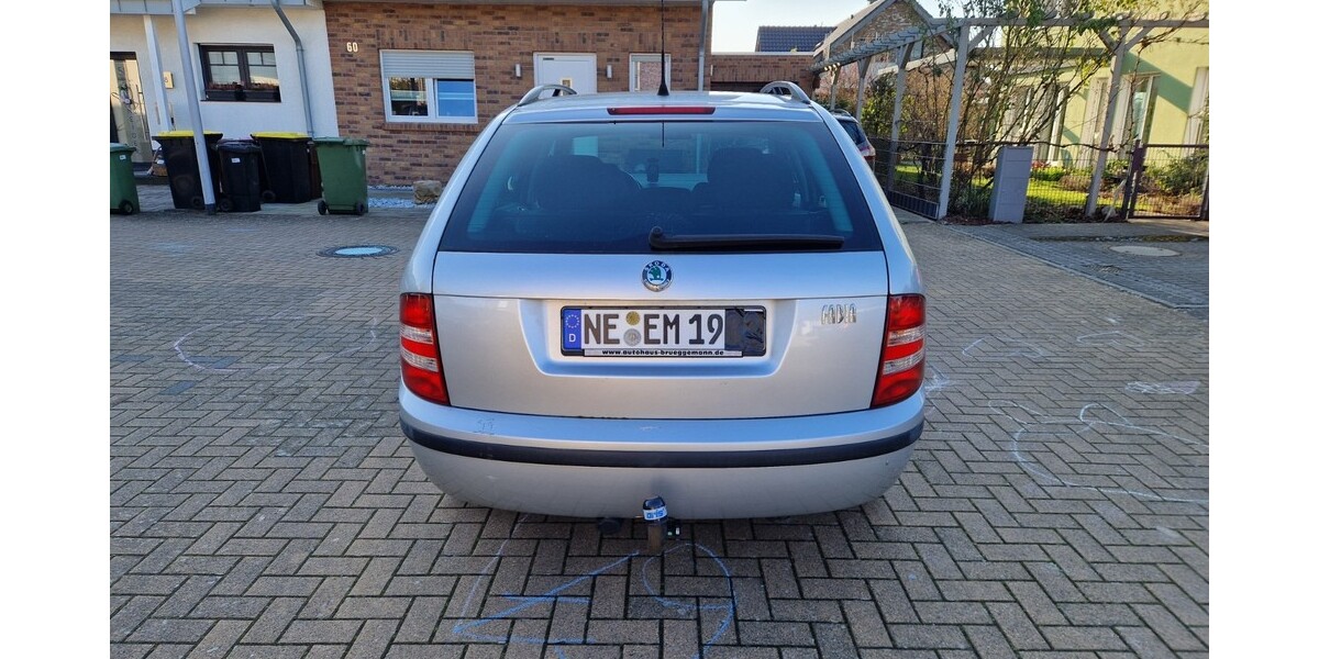 Skoda Fabia 389.000 km 1.400 &euro; Dormagen 41539