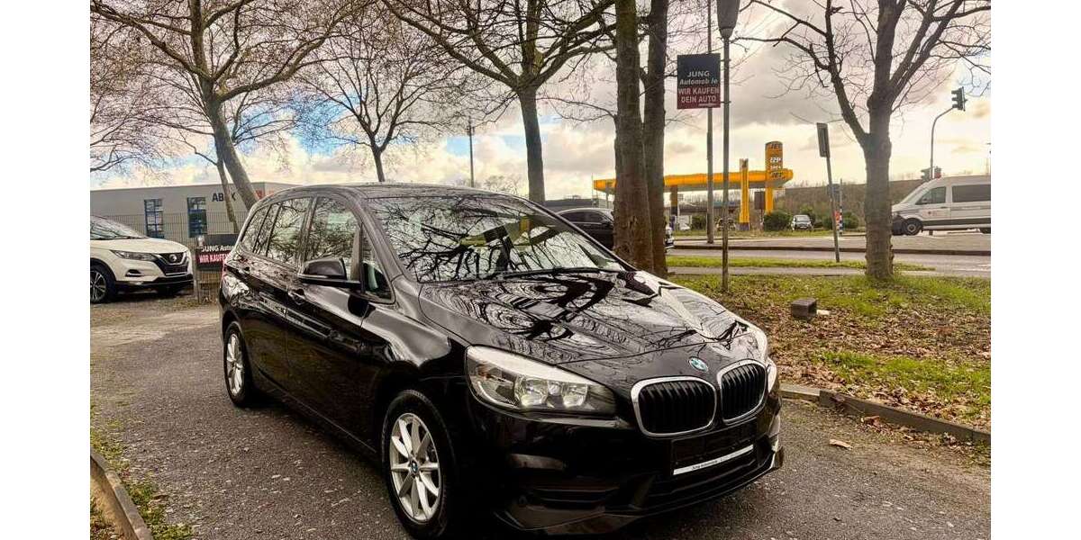 BMW 216 105.000 km 14.999 &euro; Köln 51109