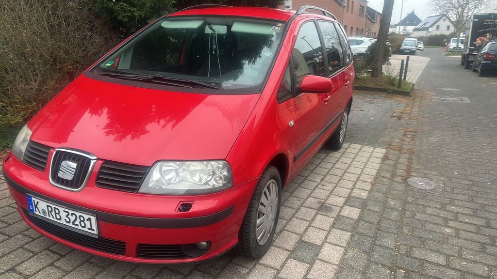 Seat Alhambra 85.625 km 7.290 &euro; kőln 51107