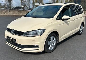 VW Touran 290.000 km 5.300 &euro; Köln 51149
