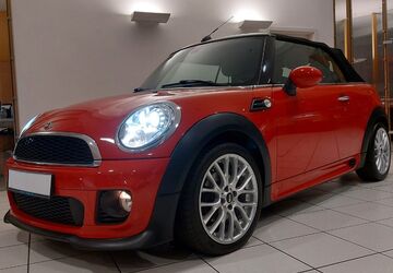 Mini Cooper Cabrio 160.000 km 9.750 &euro; Köln 51149