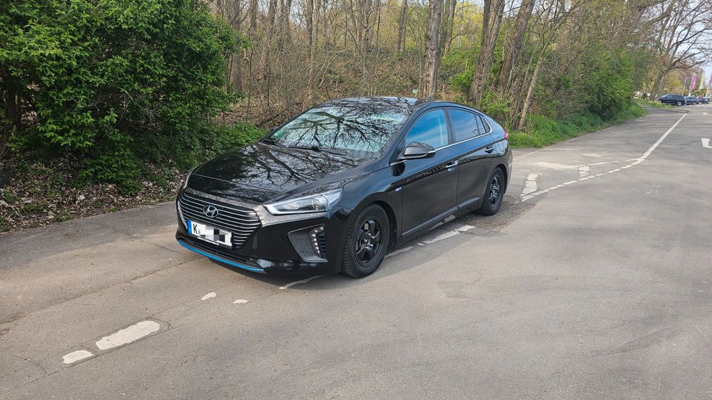 Hyundai IONIQ 88.000 km 11.000 &euro; Köln 50827