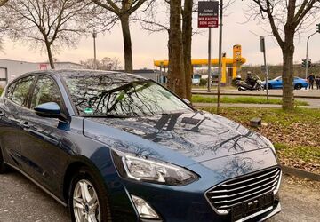 Ford Focus 39.800 km 12.999 &euro; Köln 51107