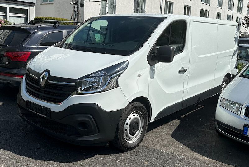 Renault Trafic 93.500 km 15.900 &euro; Köln 51174