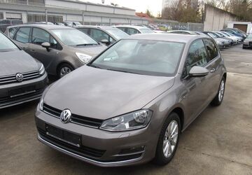 VW Golf 114.700 km 11.400 &euro; Leverkusen 51371