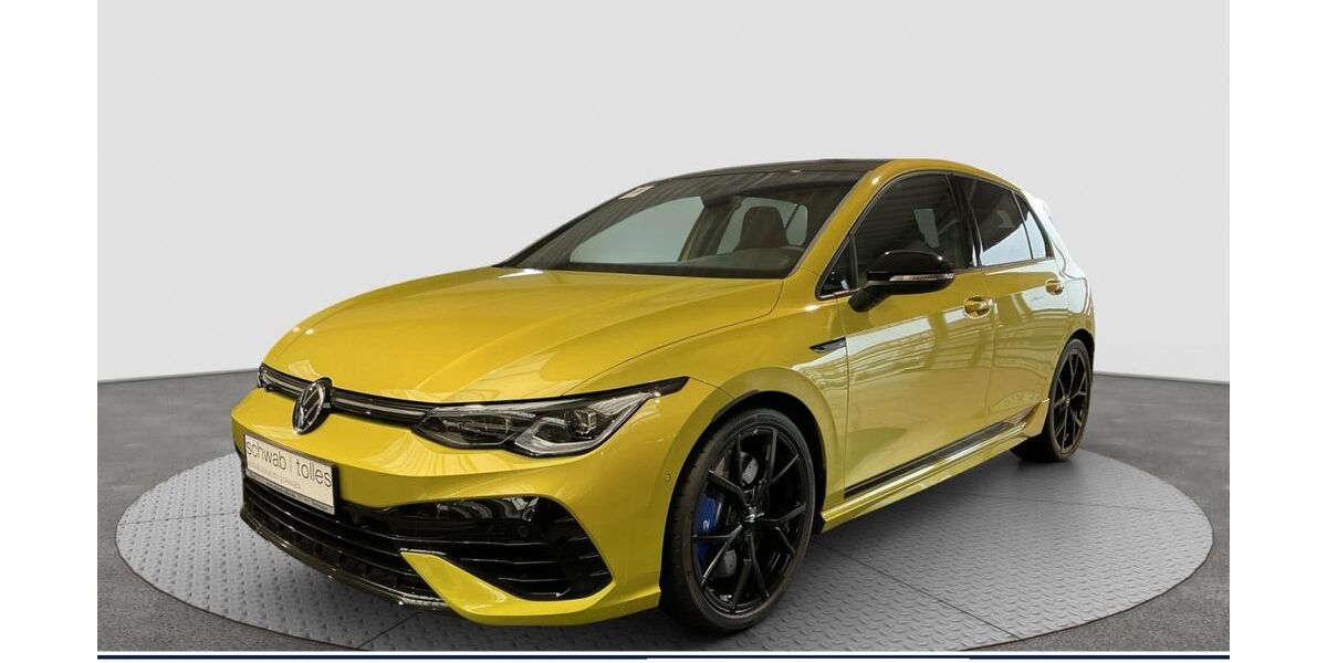 VW Golf 7.042 km 48.995 &euro; Neuss 41469