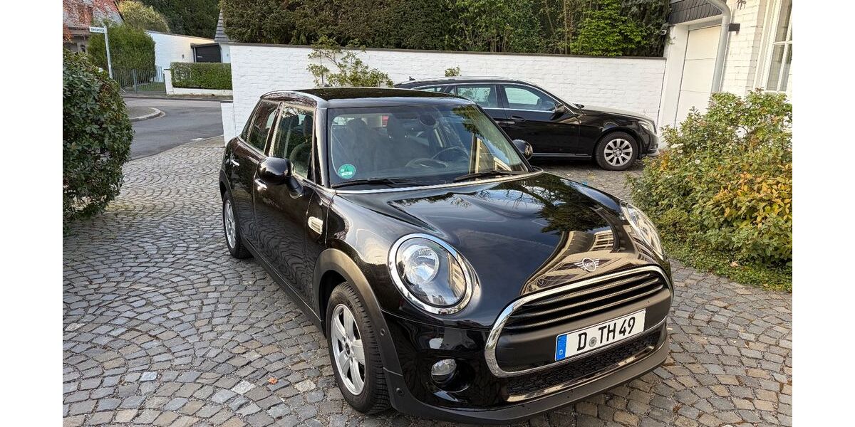 Mini ONE 34.688 km 14.599 &euro; Düsseldorf 40545