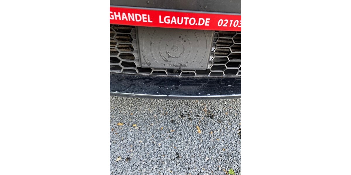 BMW 335d xDrive/M-PAKET.STOP&GO.HEAD-UP.PANORAMA.T 216.000 km 11.500 &euro; Hilden 40721