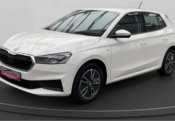 Skoda Fabia 8.935 km 15.980 &euro; Köln-Mülheim 51063