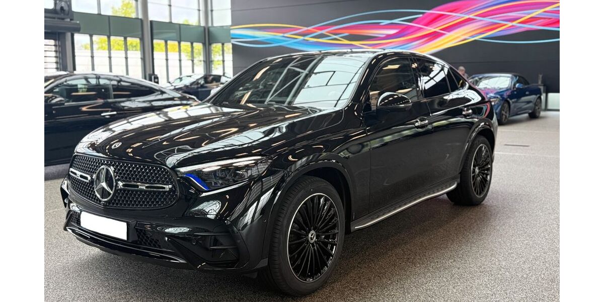 Mercedes-Benz GLC 300 7.200 km 99.900 &euro; Neuss 41469