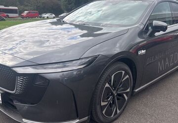 Mazda 6e 3.376 km 37.471 &euro; Neuss 41464