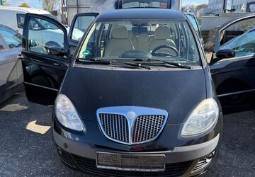 Lancia MUSA 111.246 km 2.399 &euro; Köln 50767