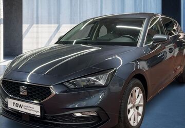 Seat Leon 15.602 km 21.990 &euro; Köln 50939