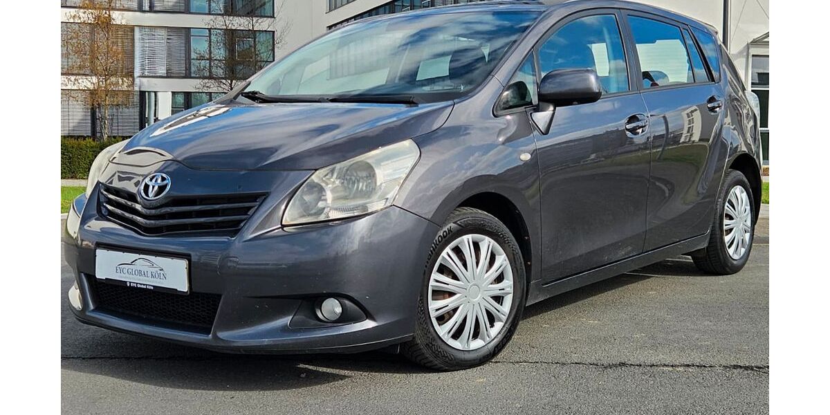 Toyota Verso 263.000 km 3.800 &euro; Köln (Ostheim) 51107