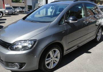 VW Golf Plus Match DSG,Klimatr.SHZ PDC G-S-Dach 58.000 km 10.950 &euro; Neuss 41462
