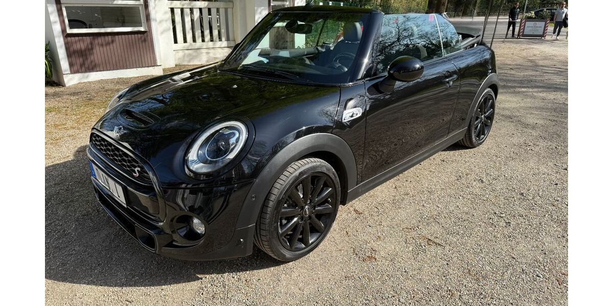 Mini Cooper S Cabrio 71.000 km 25.400 &euro; Düsseldorf 40235
