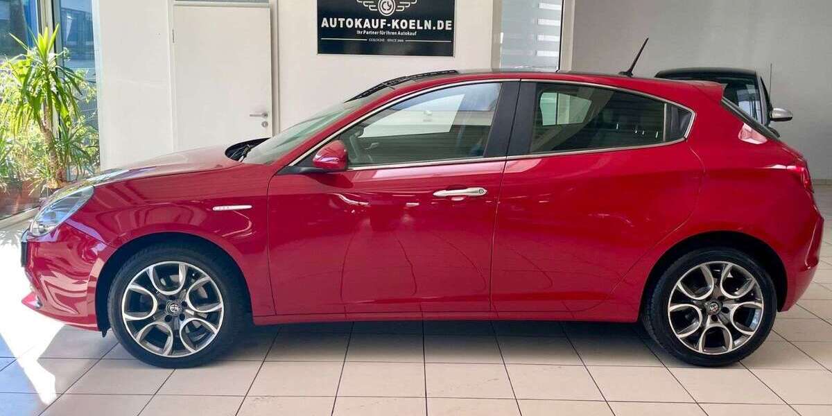 Alfa Romeo Giulietta 145.000 km 11.990 &euro; Köln 51067