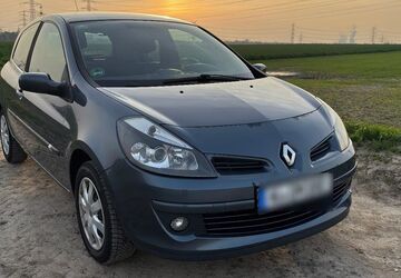 Renault Clio 176.200 km 1.990 &euro; Köln 50825