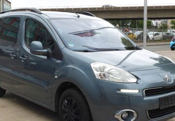 Peugeot Partner 157.000 km 6.900 &euro; Köln 51105