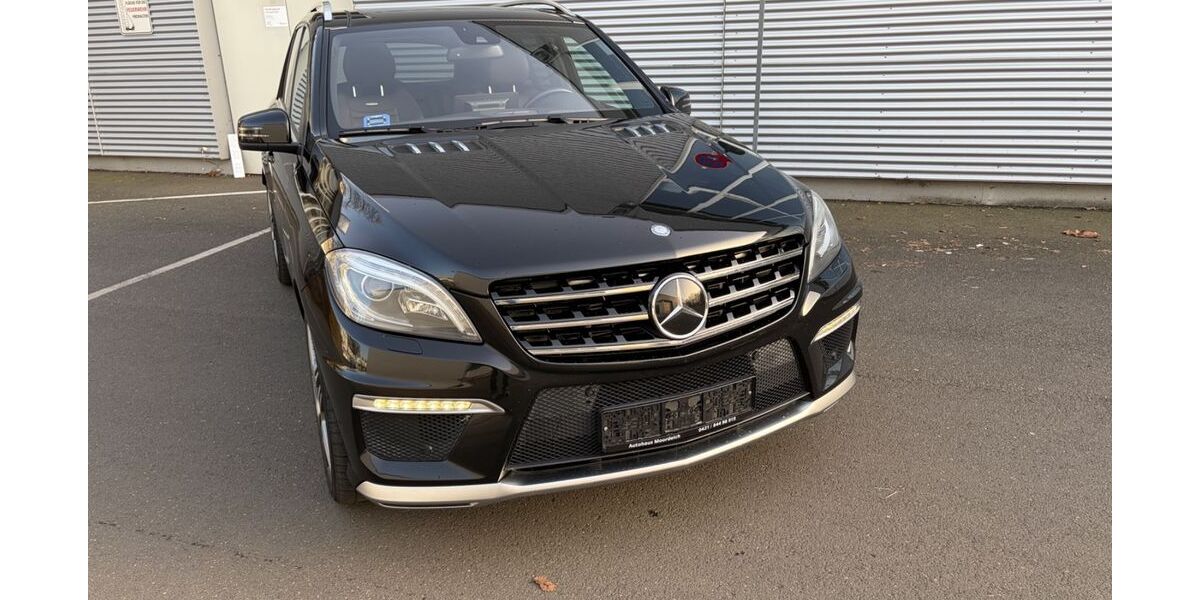 Mercedes-Benz ML 63 AMG 208.672 km 21.990 &euro; Bergisch-Gladbach 51469