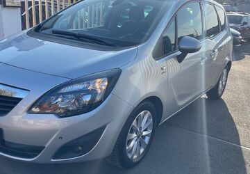 Opel Meriva 86.319 km 9.490 &euro; Düsseldorf 40549
