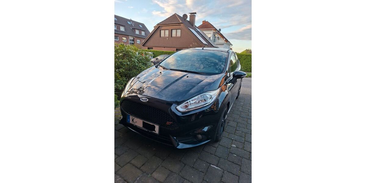Ford Fiesta 139.300 km 7.600 &euro; Köln 50769