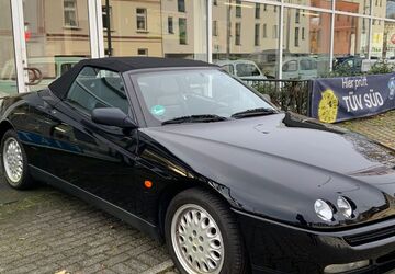 Alfa Romeo Spider 51.520 km 11.500 &euro; Düsseldorf 40591
