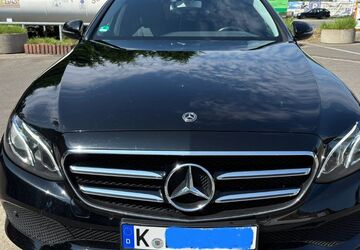 Mercedes-Benz E 300 182.000 km 19.999 &euro; Köln 50968