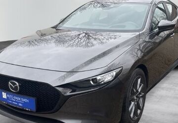 Mazda 3 1.859 km 30.890 &euro; Düsseldorf 40472