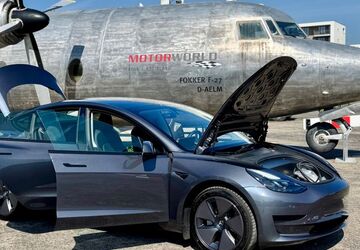 Tesla Model 3 19.500 km 32.900 &euro; Köln 50767