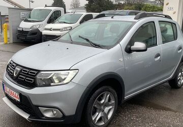 Dacia Sandero 81.000 km 7.650 &euro; Bergisch Gladbach 51465