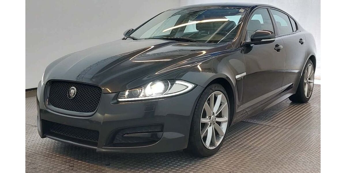 Jaguar XF 166.000 km 11.500 &euro; Kaarst 41564