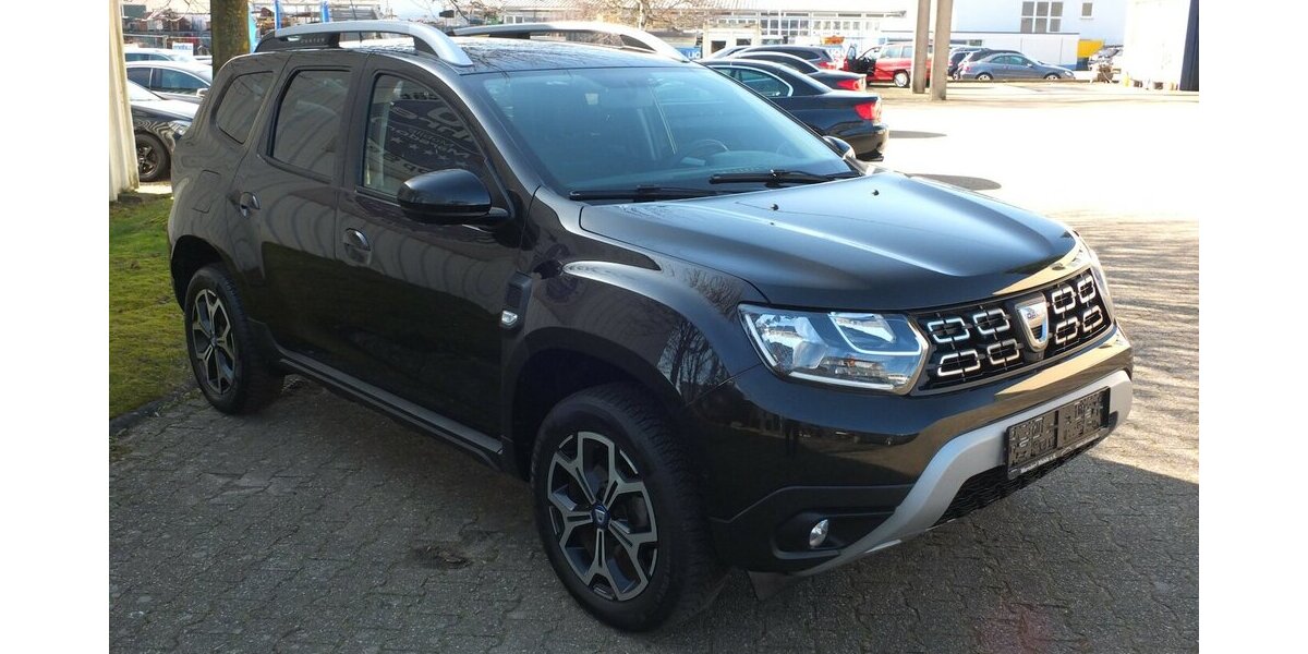 Dacia Duster II CELEBRATION HYBRID NAVI KAMERA 17 ZOLL 63.155 km 12.500 &euro; Köln 50858