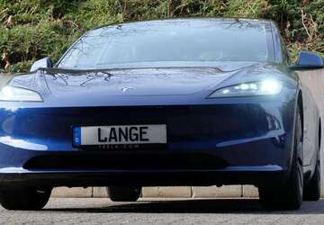 Tesla Model 3 32.475 km 32.980 &euro; Köln 50996