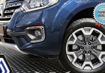 Renault Alaskan 54.265 km 29.990 &euro; Düsseldorf 40625