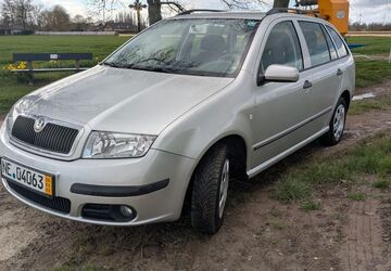 Skoda Fabia 195.000 km 1.300 &euro; Grevenbroich 41516