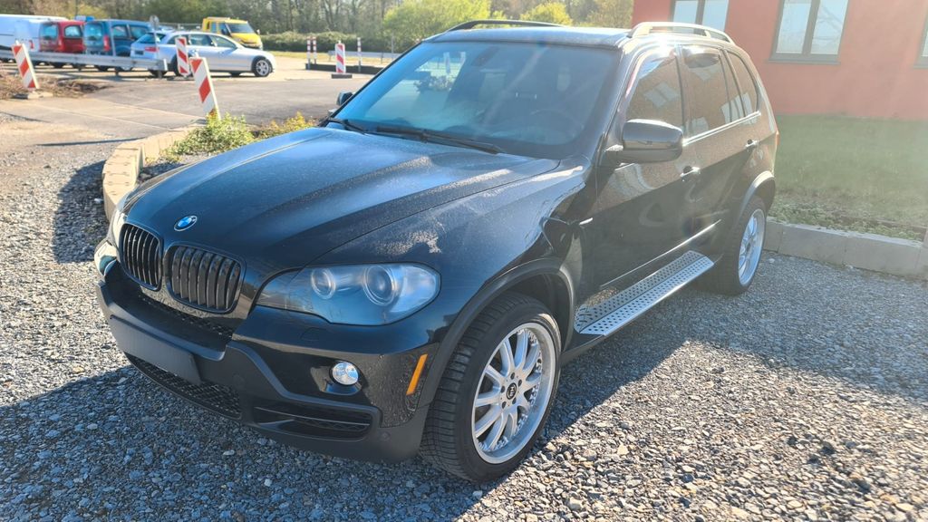 BMW X5 260.000 km 6.700 &euro; Neuss 41466