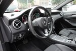 Mercedes-Benz A 180 Urban Autom.Navi Klima PDC SHZ 2.Hd S.Heft 69.000 km 15.999 &euro; Neuss 41462