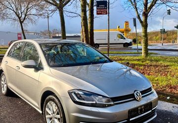 VW Golf 63.700 km 12.999 &euro; Köln 51107