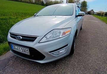 Ford Mondeo 202.000 km 4.000 &euro; Solingen 42655